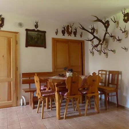Bizoni Dvur Retenice